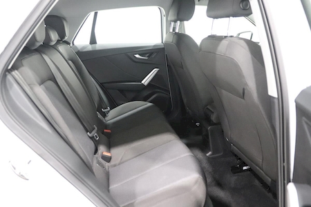 AUDI Q2 30 TFSI 116 CV BV6  BUSINESS LINE  ********** 1 ERE MAIN AVEC 70652 KMS **********